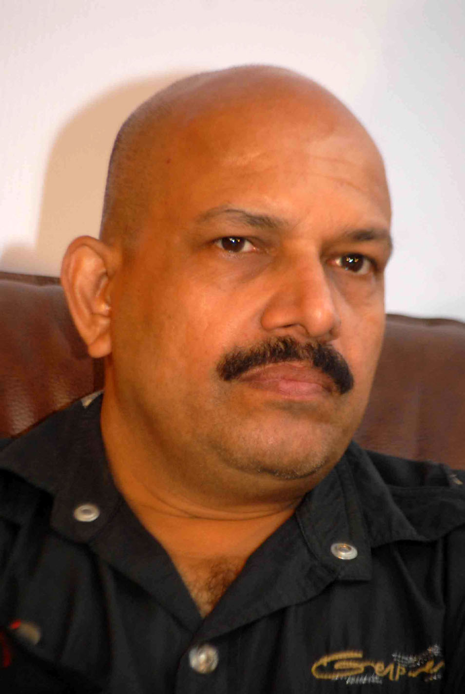 V Manohar